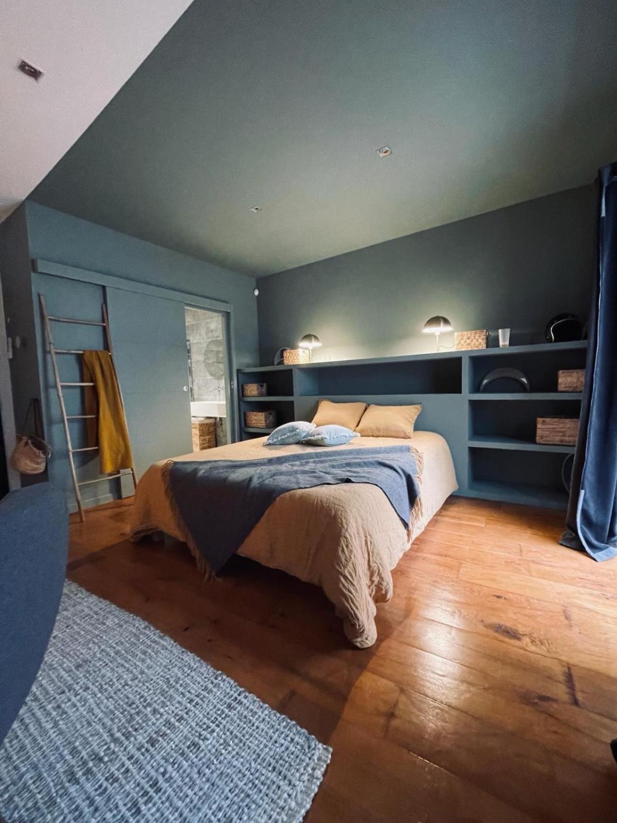 Chambre Dans Maison De Ville Avec Piscine Et Garage En Centre Ville Монпелие Екстериор снимка